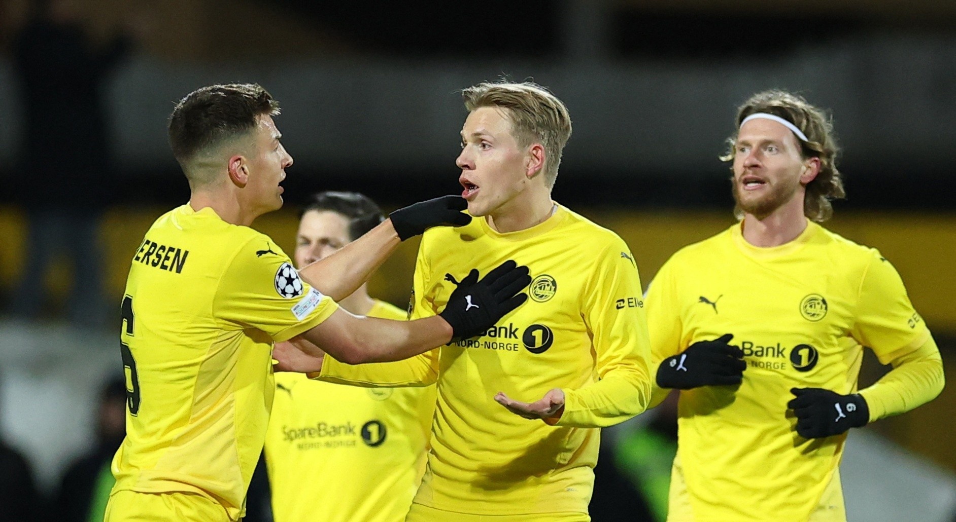 Doi bong ti hon lam rung chuyen Champions League hinh anh