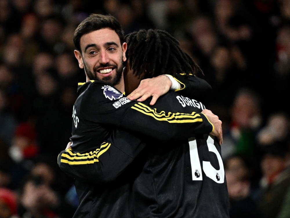 Bruno Fernandes tien sat cot moc lich su o MU hinh anh