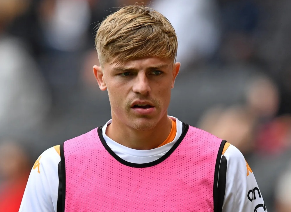 Cuu hau ve MU bi Hull City thanh ly som hinh anh