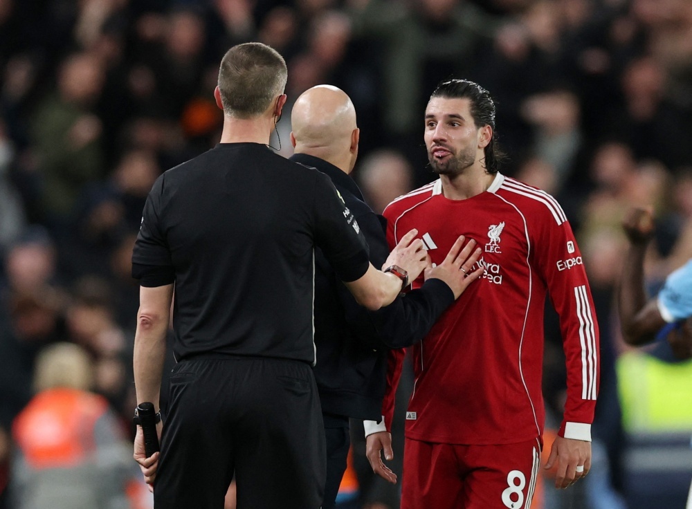 Mot minh Szoboszlai keo Liverpool len roi day ho xuong hinh anh