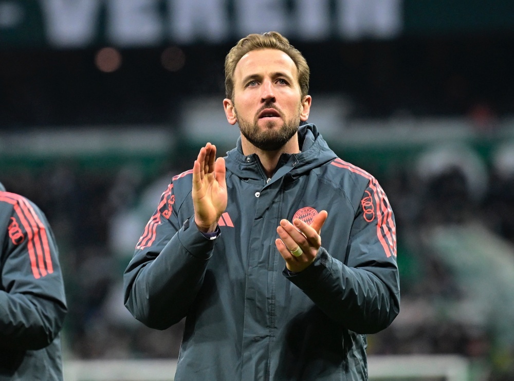 Kane can moc 500 ban nhanh hon Ronaldo hinh anh