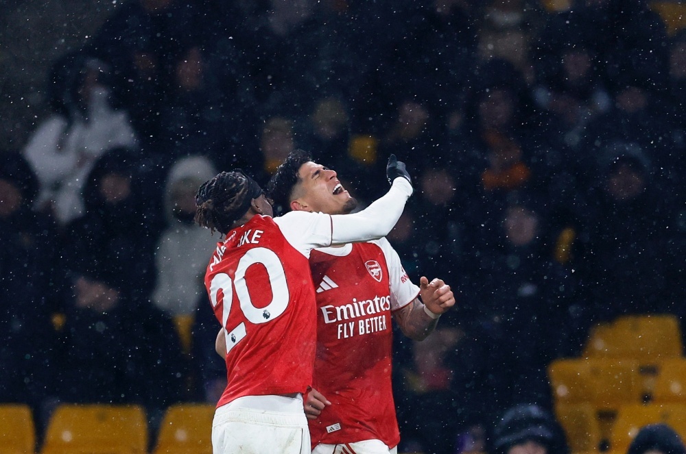 Arsenal lap ky luc buon o Premier League hinh anh