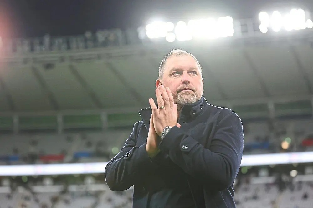 HLV Malaysia tuyen bo muon danh bai Viet Nam hinh anh