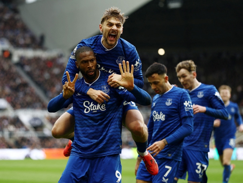 Highlights Newcastle 2-3 Everton hinh anh