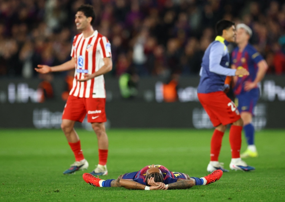 Barcelona nhan bai hoc dat gia hinh anh