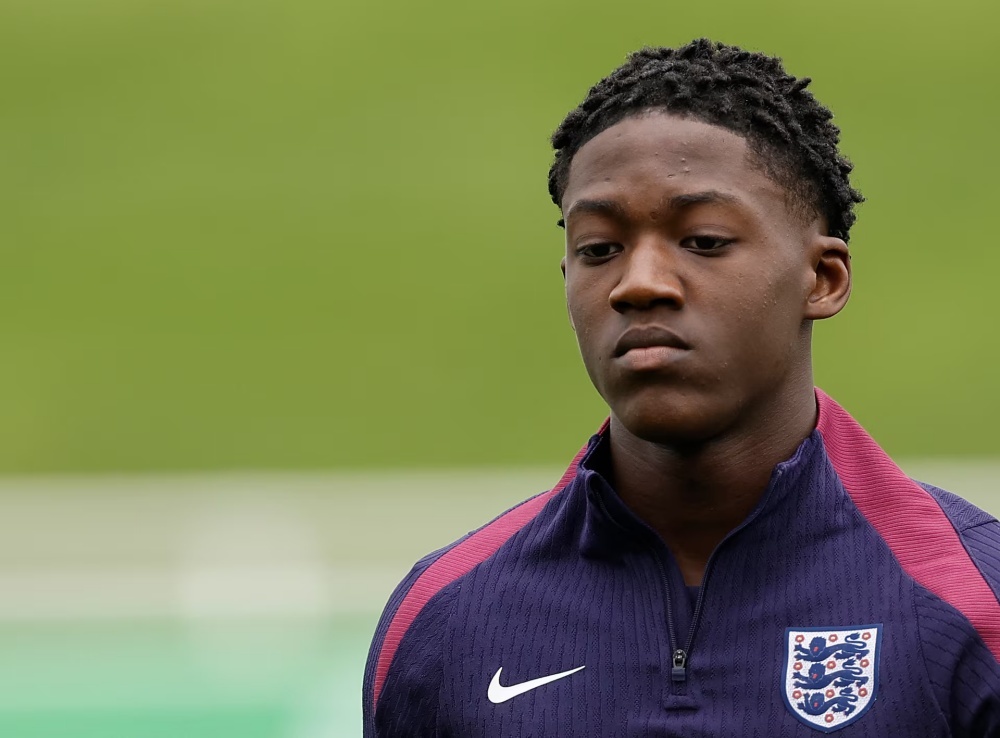 Mainoo con 'khuc mac' can giai quyet voi MU hinh anh