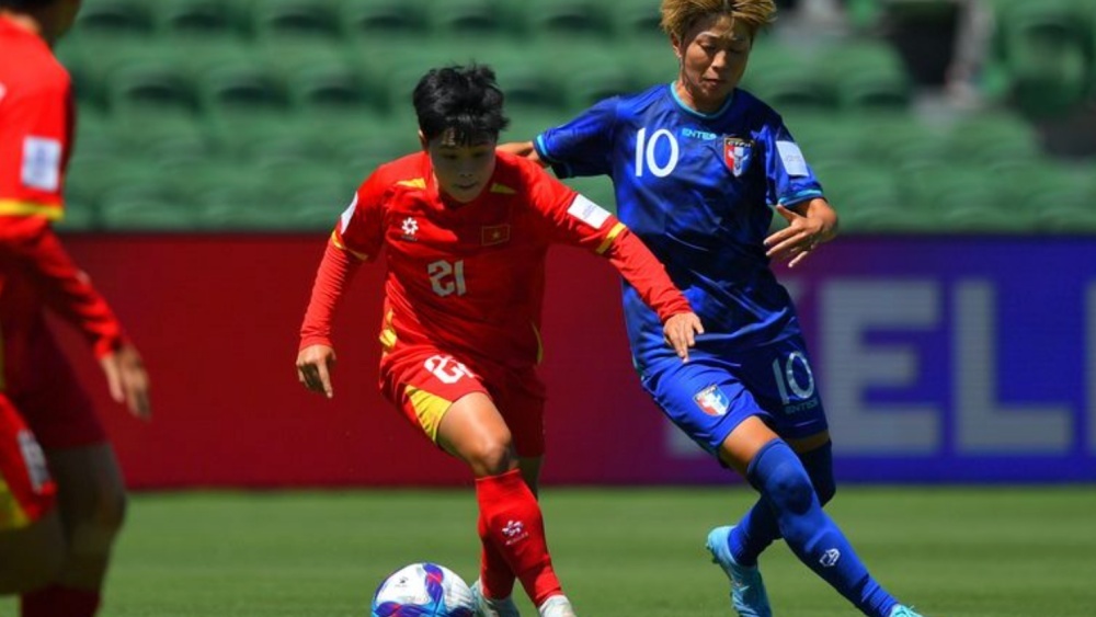 Tuyen nu Viet Nam guc nga truoc Dai Bac Trung Hoa hinh anh