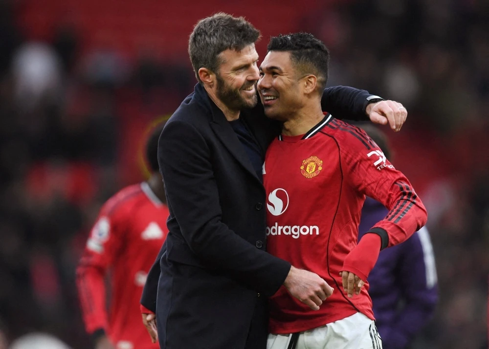Roy Keane khong tin Carrick du tam dan dat MU lau dai hinh anh