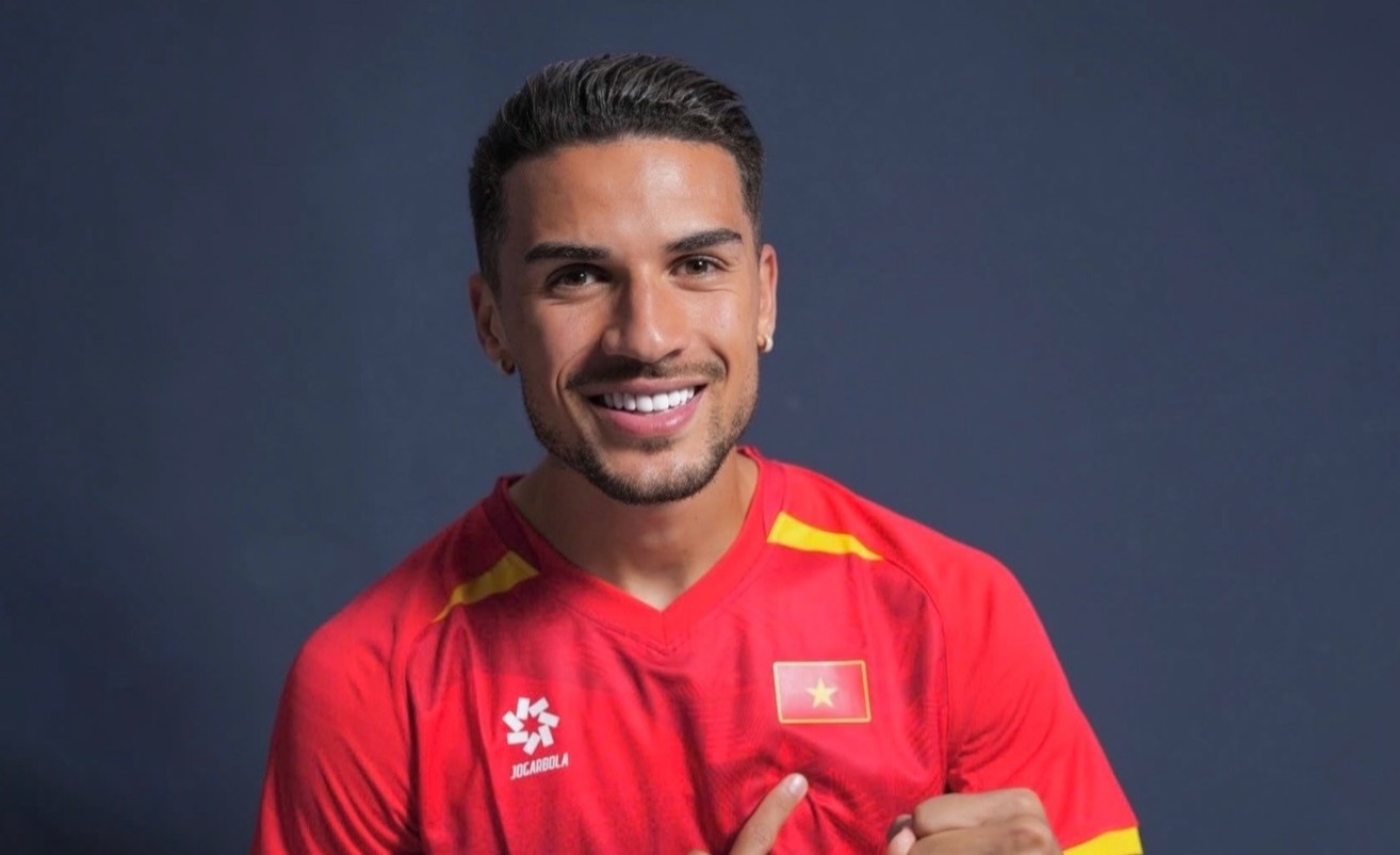 Phan ung cua Hoang Hen khi duoc goi len tuyen Viet Nam hinh anh