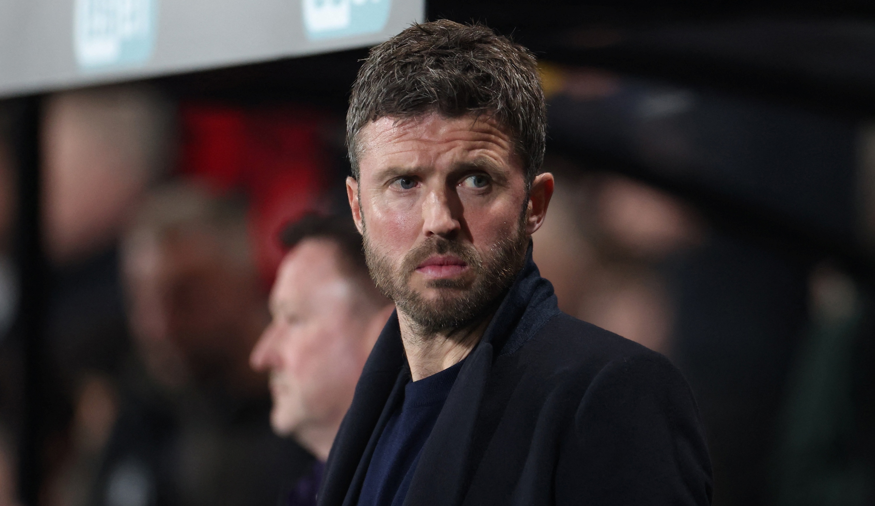 Carrick buc xuc hinh anh