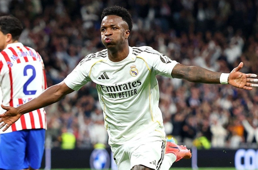 Real Madrid 3-2 Atletico: Vinicius lap cu dup hinh anh