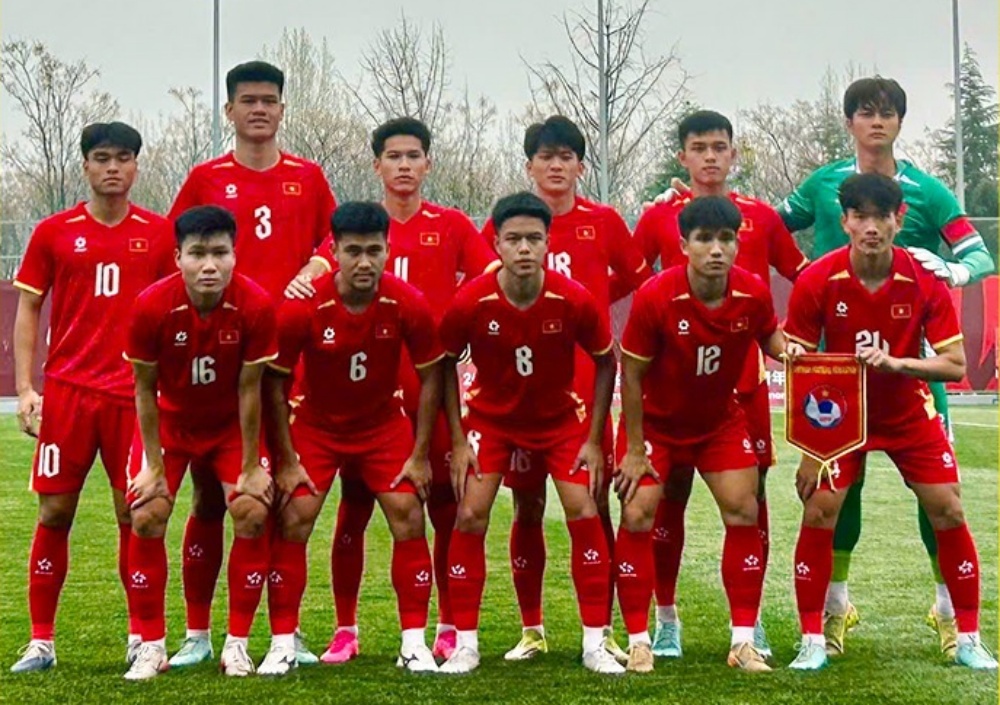 U23 Viet Nam hoa Trieu Tien tren dat Trung Quoc hinh anh