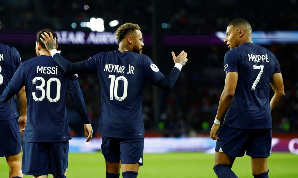 Mbappe nghi gi khi Neymar du World Cup? hinh anh