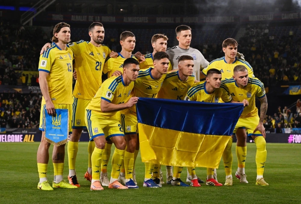 Tuyen Ukraine bi trom tien va do dac gia tri hinh anh