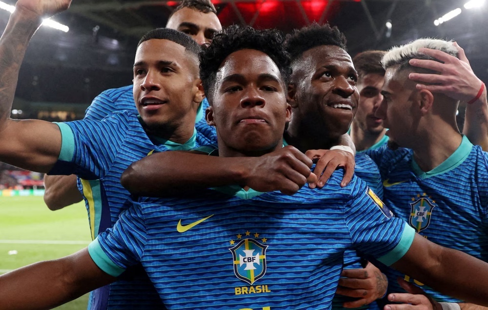 Endrick toa sang van khong duoc long nguoi Brazil hinh anh