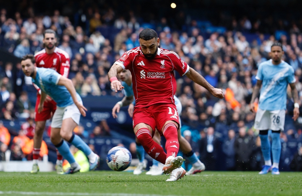 Cu da khien Salah bi che het thoi hinh anh