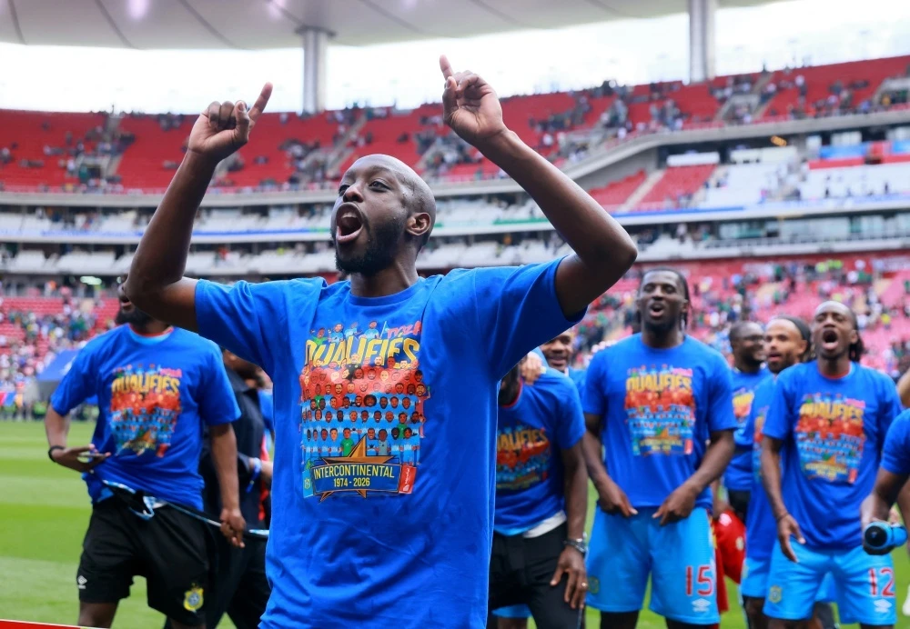 Doi bong nhap tich ca doi hinh du World Cup hinh anh