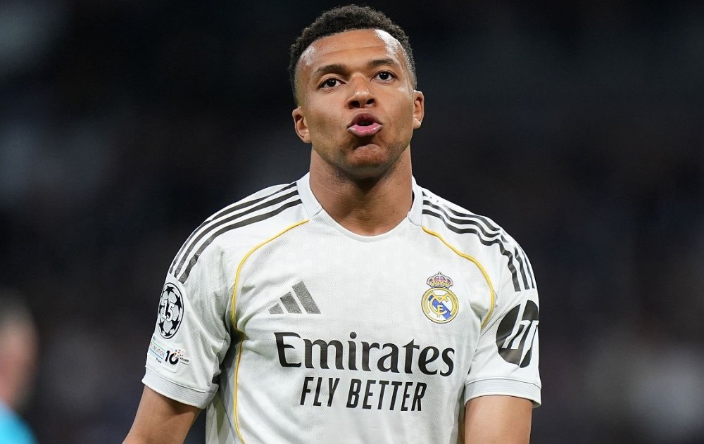 Real Madrid 1-2 Bayern Munich: Mbappe thap lai hy vong hinh anh