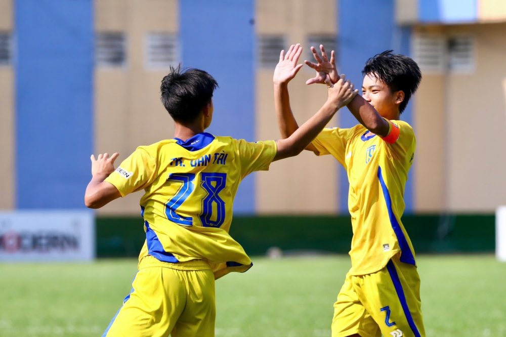 SLNA va Tay Ninh vao ban ket U15 Quoc gia hinh anh