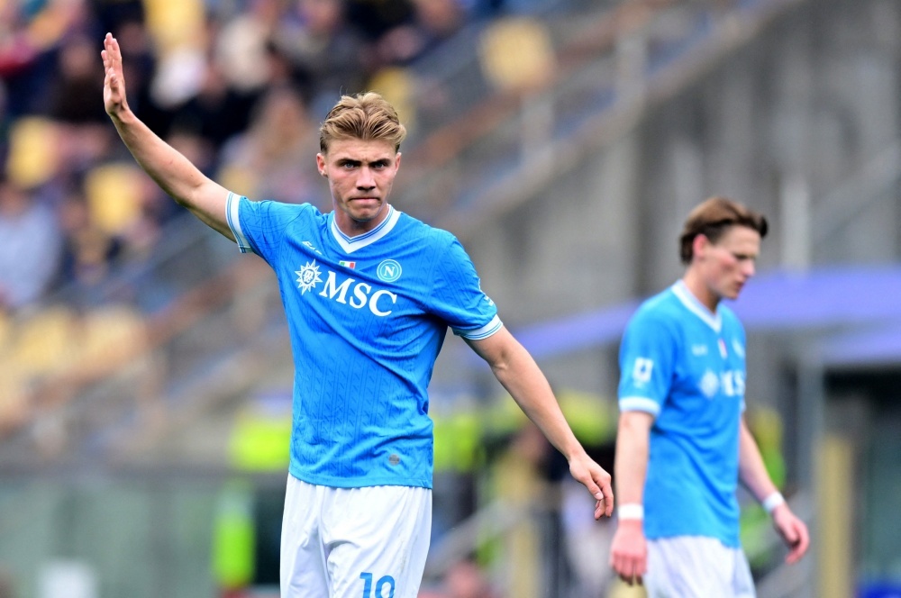 De xuat tran dau chi keo dai 50 phut cua ong chu Napoli hinh anh