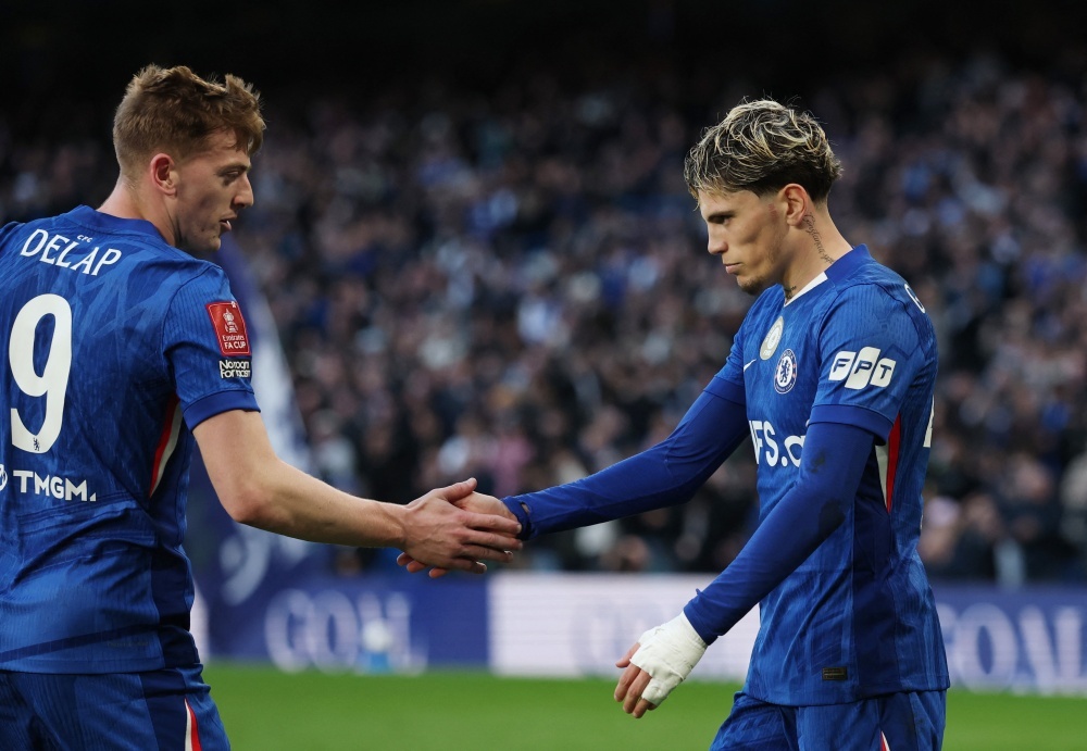 Chelsea tra gia vi chuyen nhuong hoang phi hinh anh