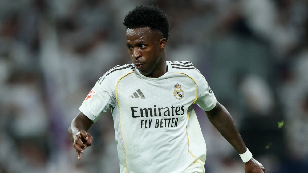 Chu tich Perez da tinh xong chuyen Vinicius hinh anh