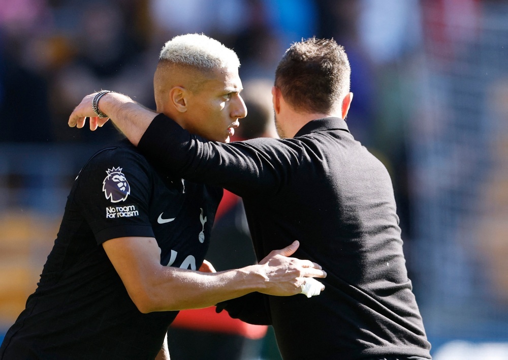 Tottenham guc nga tu noi khong ai ngo toi hinh anh