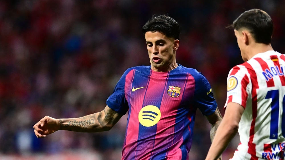 Ky luc doc nhat vo nhi cua Cancelo hinh anh