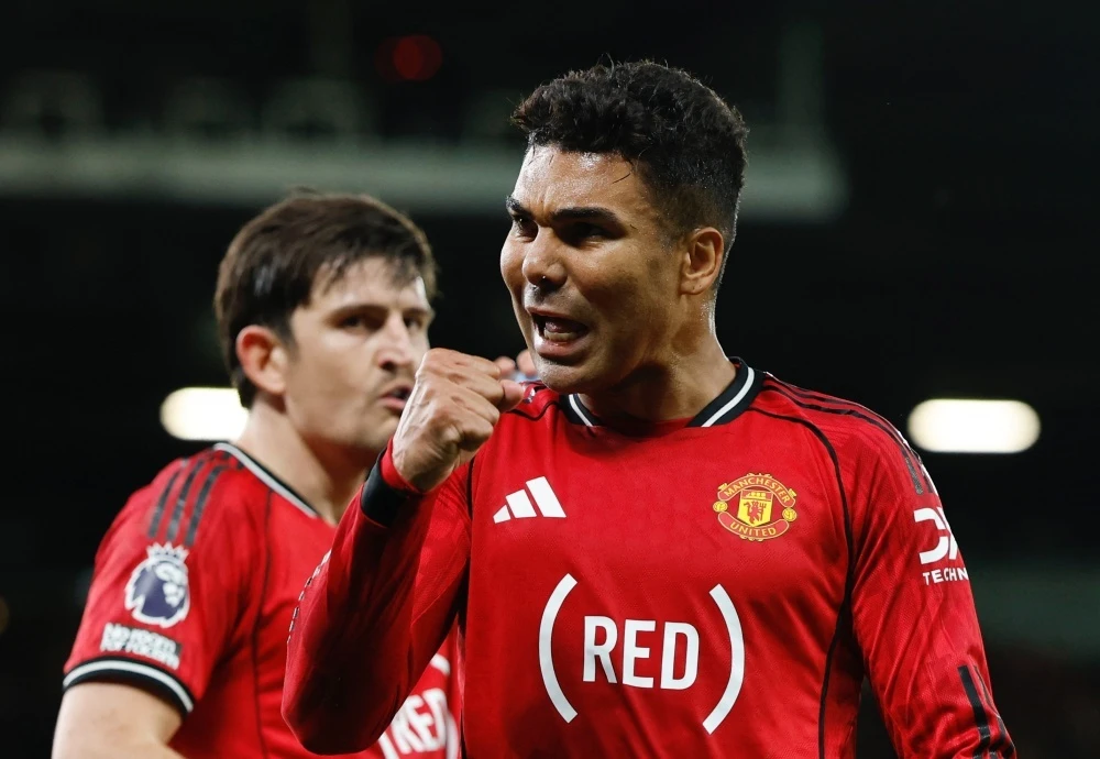 MU con cach Champions League bao nhieu diem? hinh anh