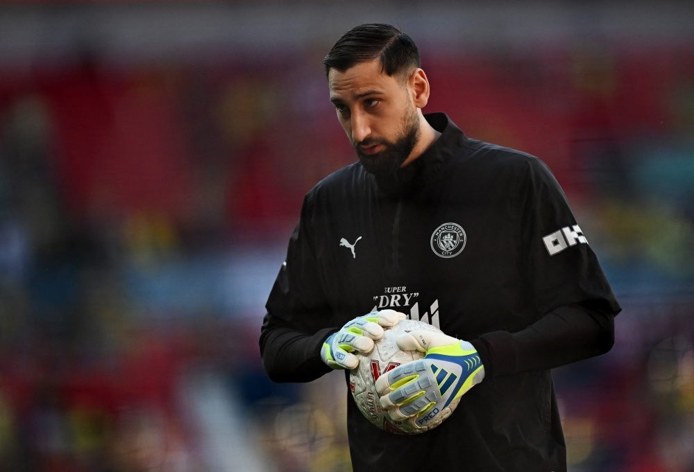 Donnarumma ky 'hop dong tron doi' hinh anh