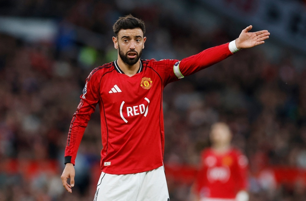 Bruno Fernandes thang, nhung Declan Rice moi la so mot hinh anh