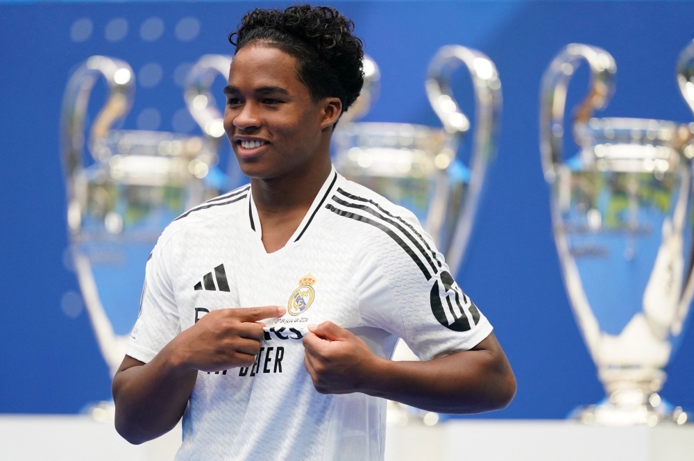 Endrick tao hieu ung domino o Real Madrid hinh anh