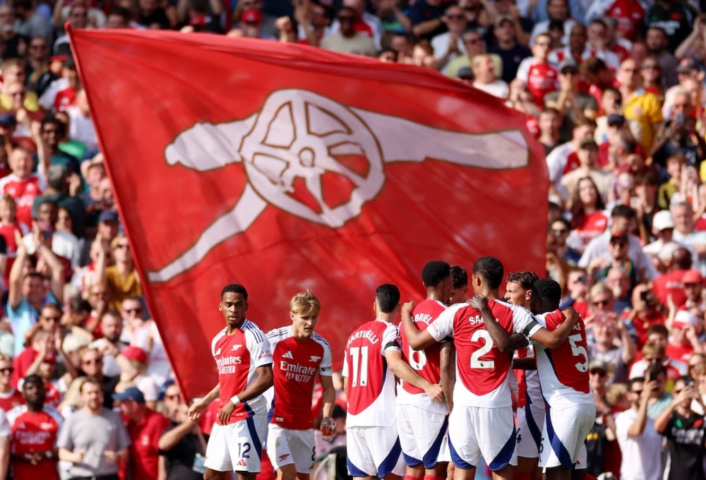 CDV Arsenal va MU au da dan den tu vong hinh anh