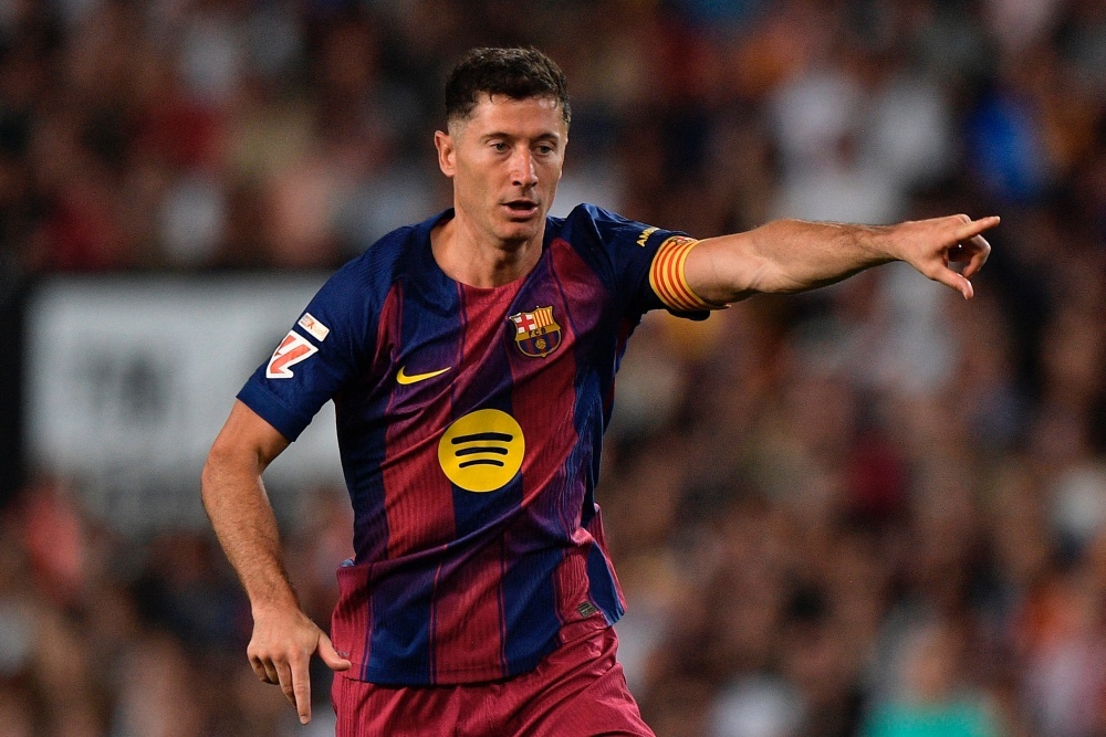 Lewandowski den MU? hinh anh