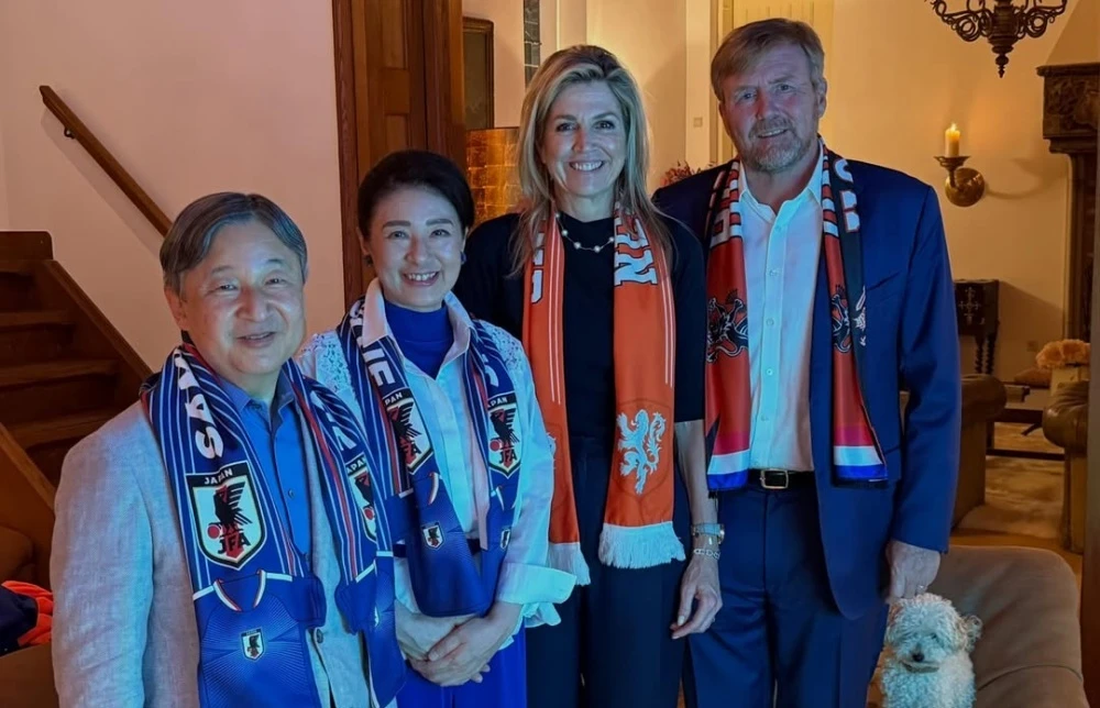 Phan ung cua hoang gia Nhat Ban va Ha Lan o World Cup hinh anh