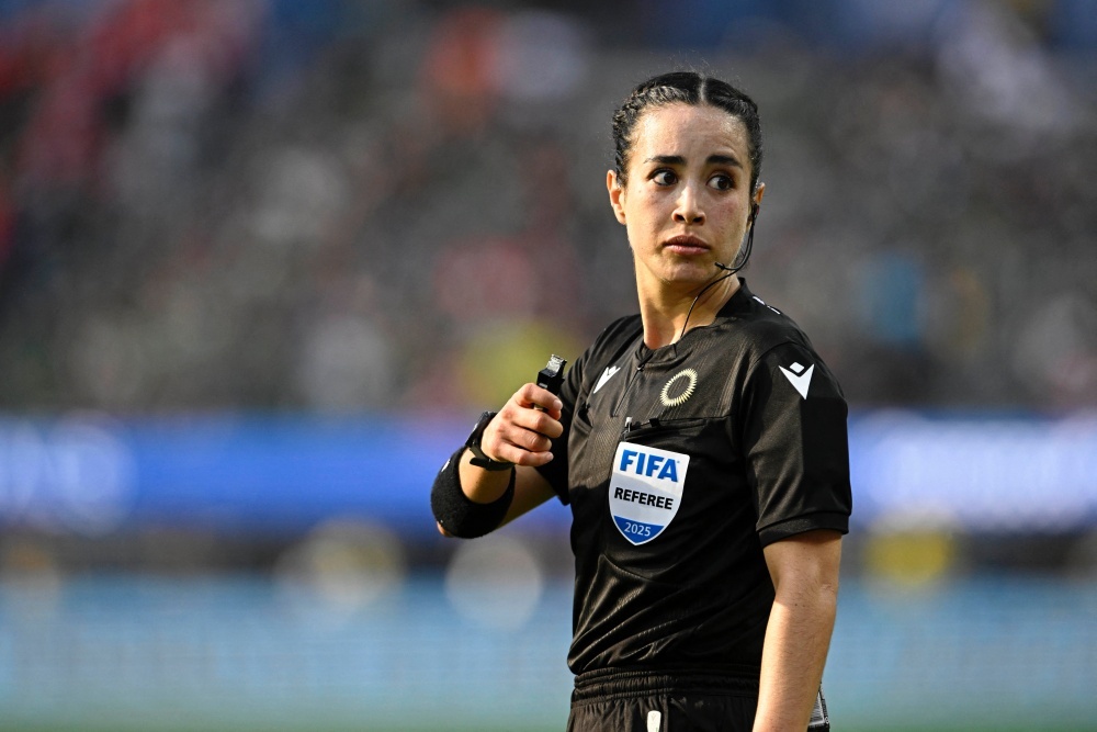 Nu trong tai Mexico tao cot moc lich su o World Cup 2026 hinh anh