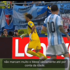 Vozinha 'nhay mua' truoc Argentina khien dan mang phat cuong hinh anh