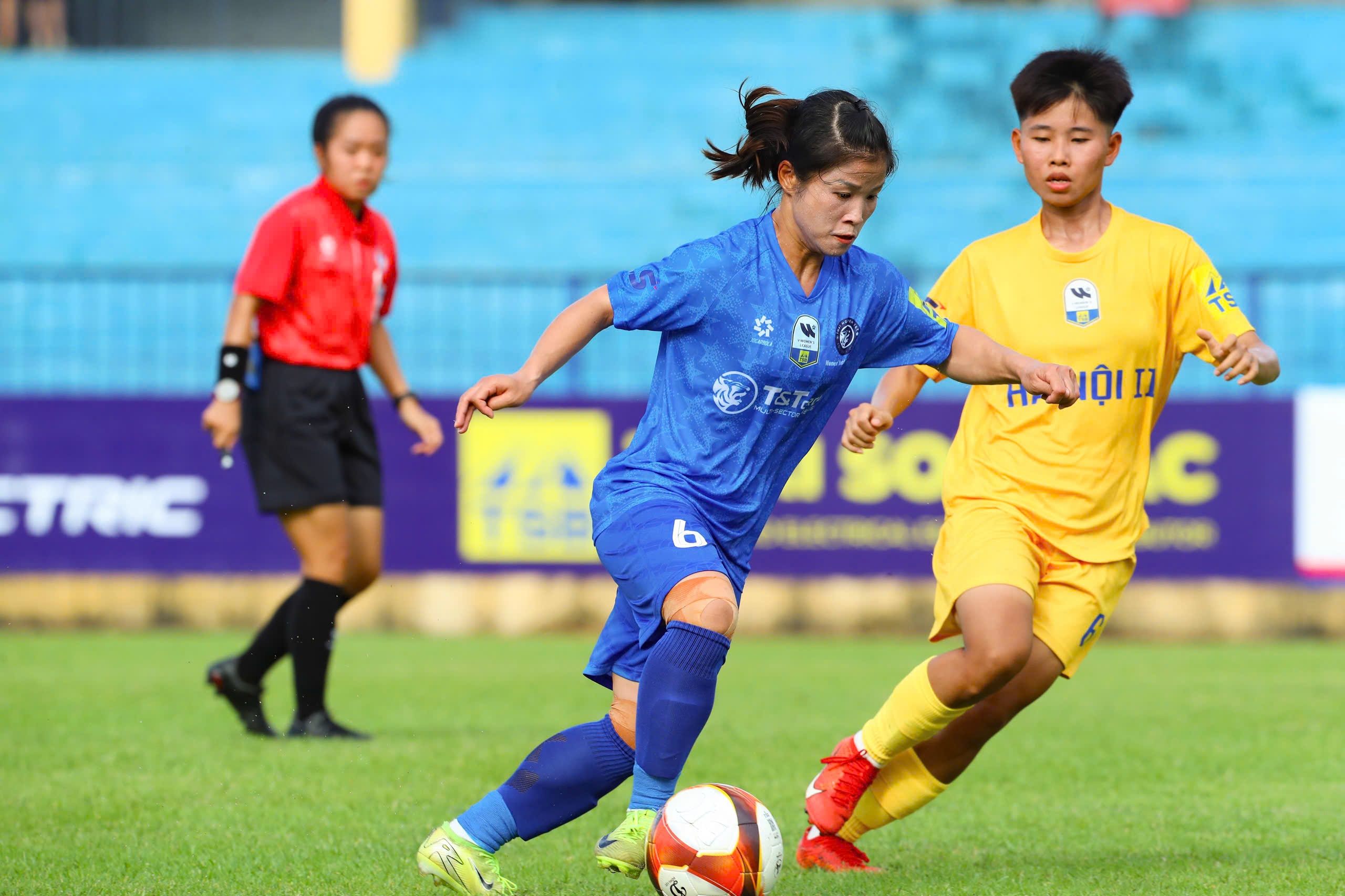 Thai Nguyen T&T ap sat ngoi dau giai nu VDQG 2026 hinh anh