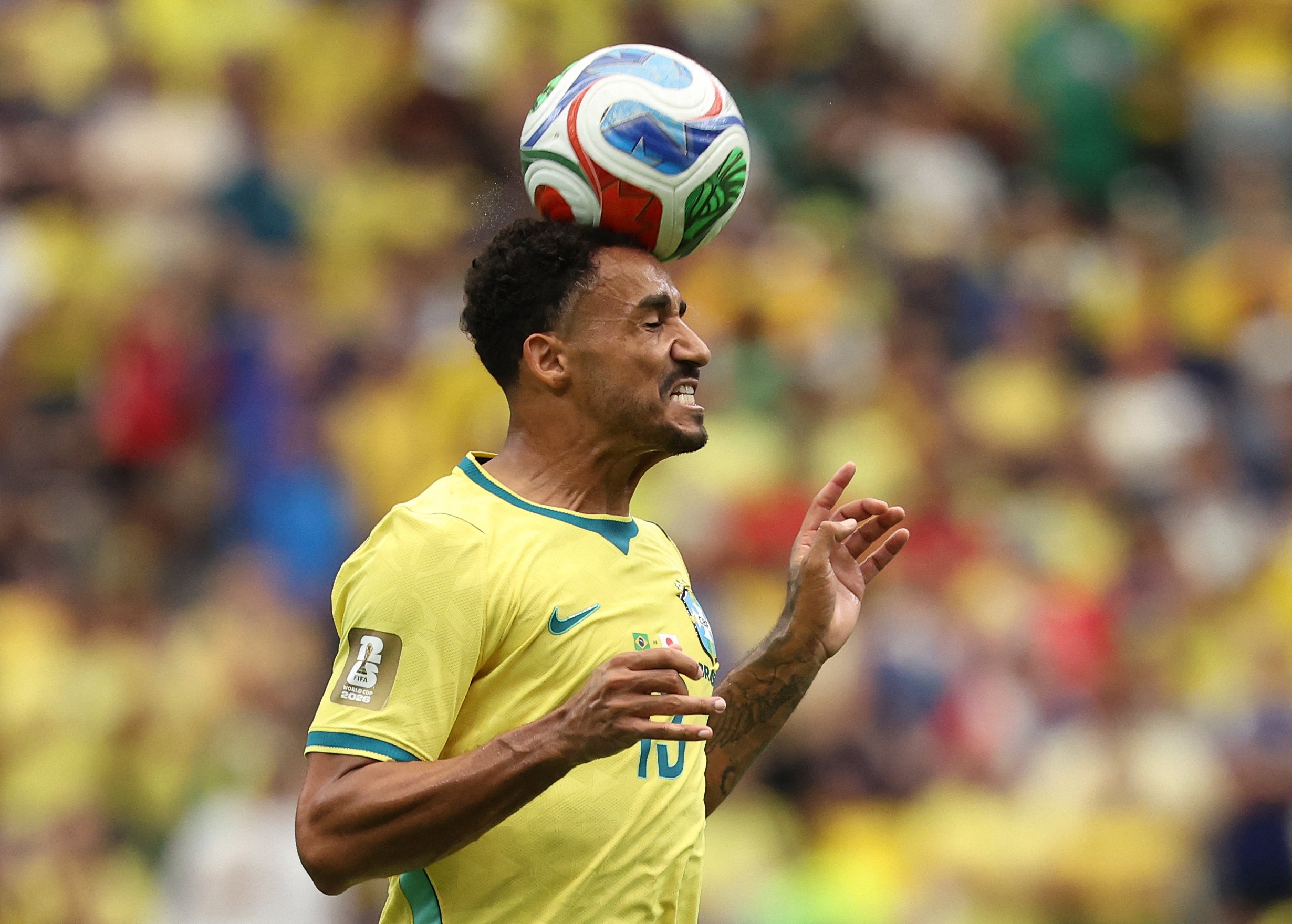 Tổng thống Brazil: ‘Chỉ một cầu thủ trở về, thật đáng xấu hổ’