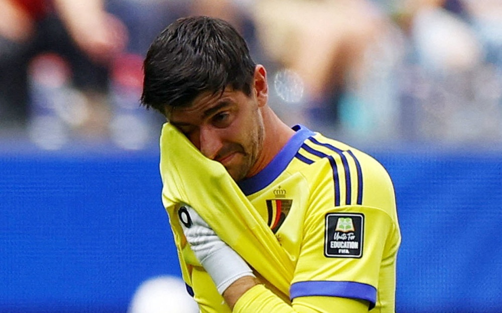 Nước mắt Courtois là hình ảnh phản chiếu thế hệ vàng tuyển Bỉ
