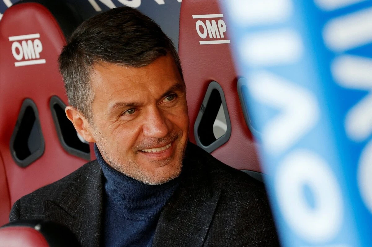 Maldini ngồi ghế quyền lực nhất tuyển Italy