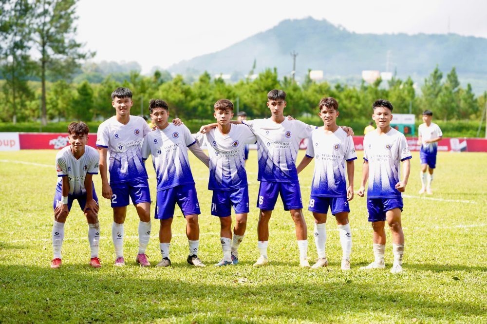 CLB Hà Nội thắng 8-0, Đồng Nai gây địa chấn ở U17 Quốc gia