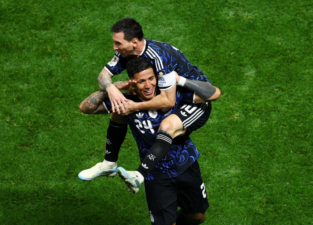 Scaloni ảnh 1