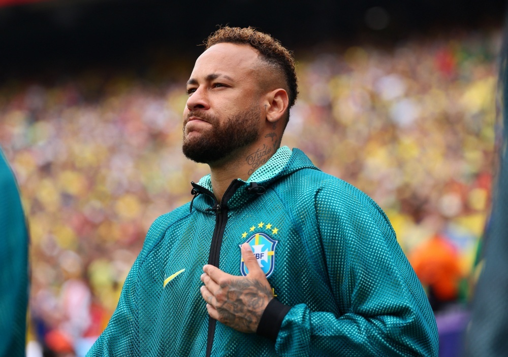 Neymar tậu siêu du thuyền 23 triệu USD