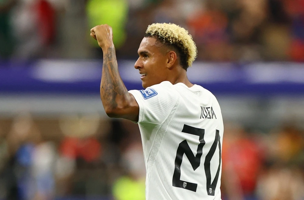 Thành London dậy sóng vì bom tấn World Cup 51 triệu bảng