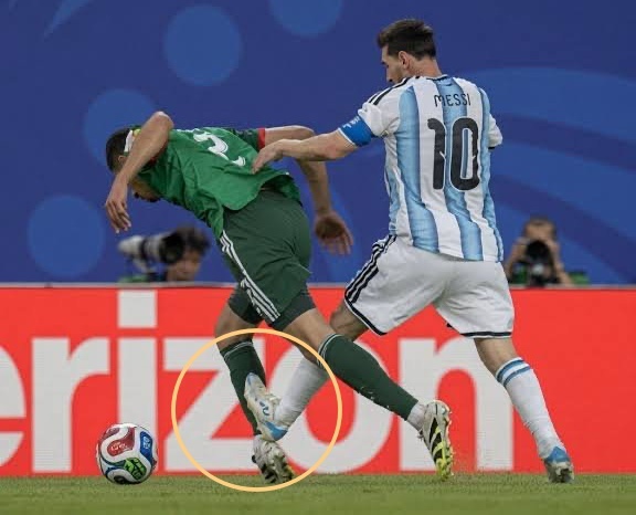 Messi xin lỗi nhưng không xóa được tranh cãi World Cup