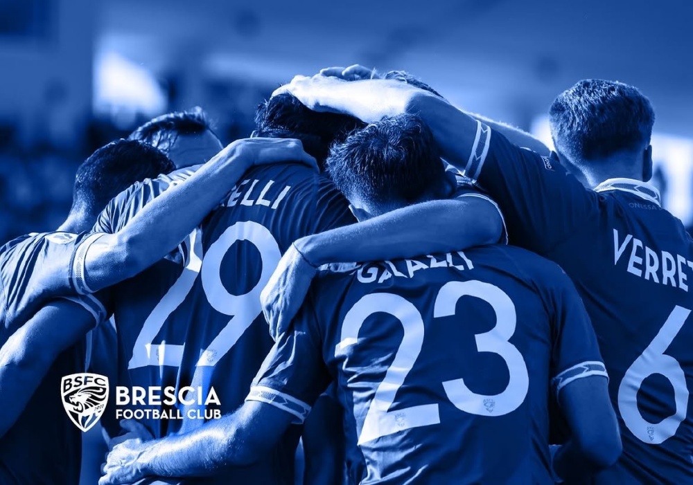 CLB cũ của Guardiola và Pirlo phá sản