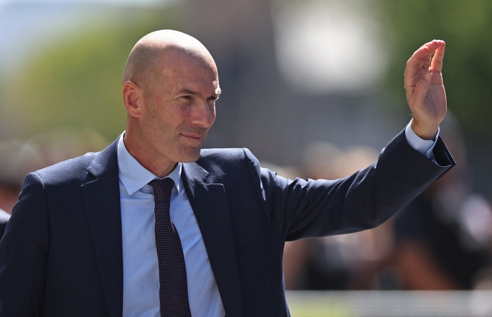 Mức lương ngoại lệ của Zidane ở Pháp