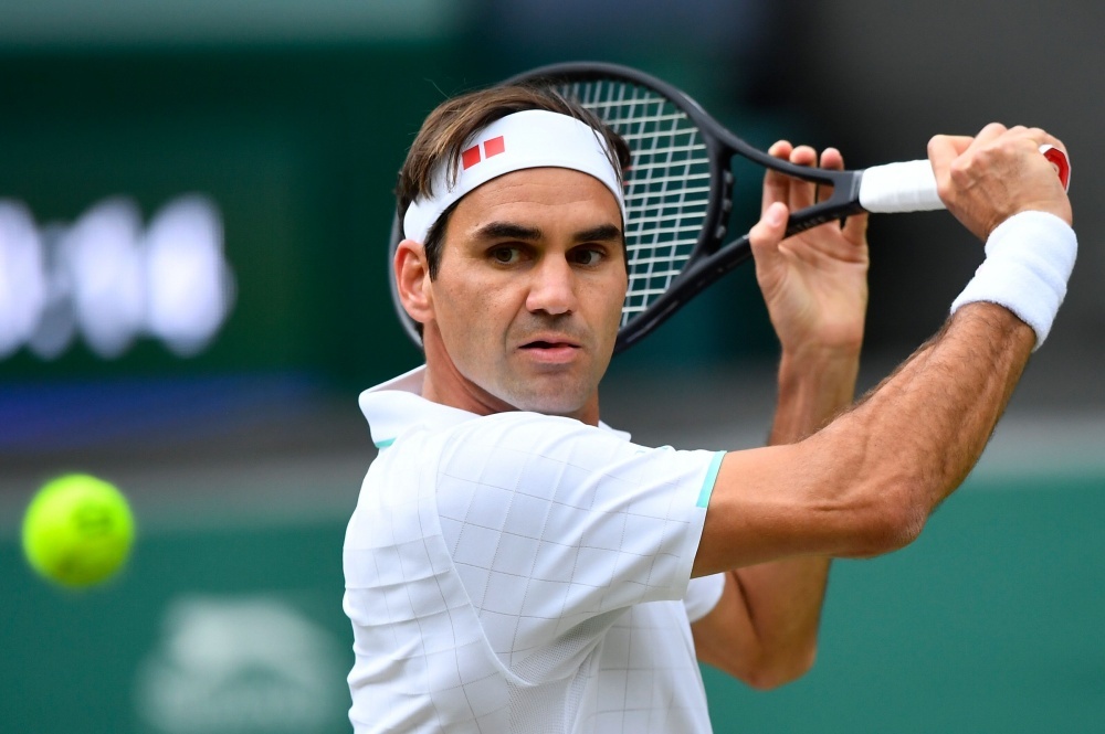 Federer rơi khỏi danh sách tỷ phú USD