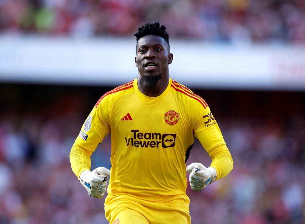Onana bất ngờ được tiến cử cho Chelsea